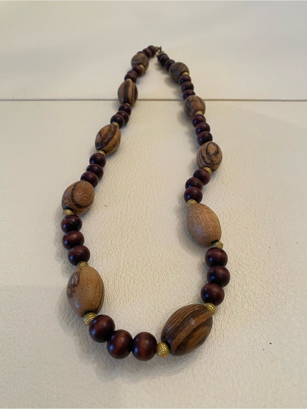 Vintage MCM Natural Wood Bead Necklace in Brown & Tan w Gold Tone Spacers